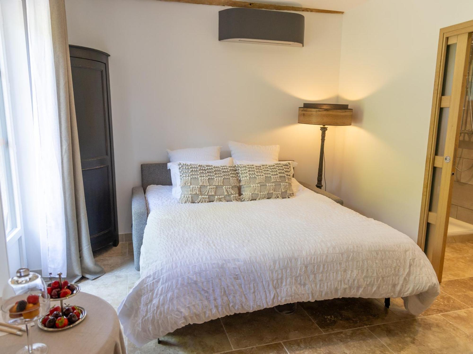 Le Domaine D'Angerville - Chambres D'Hotes Номер фото